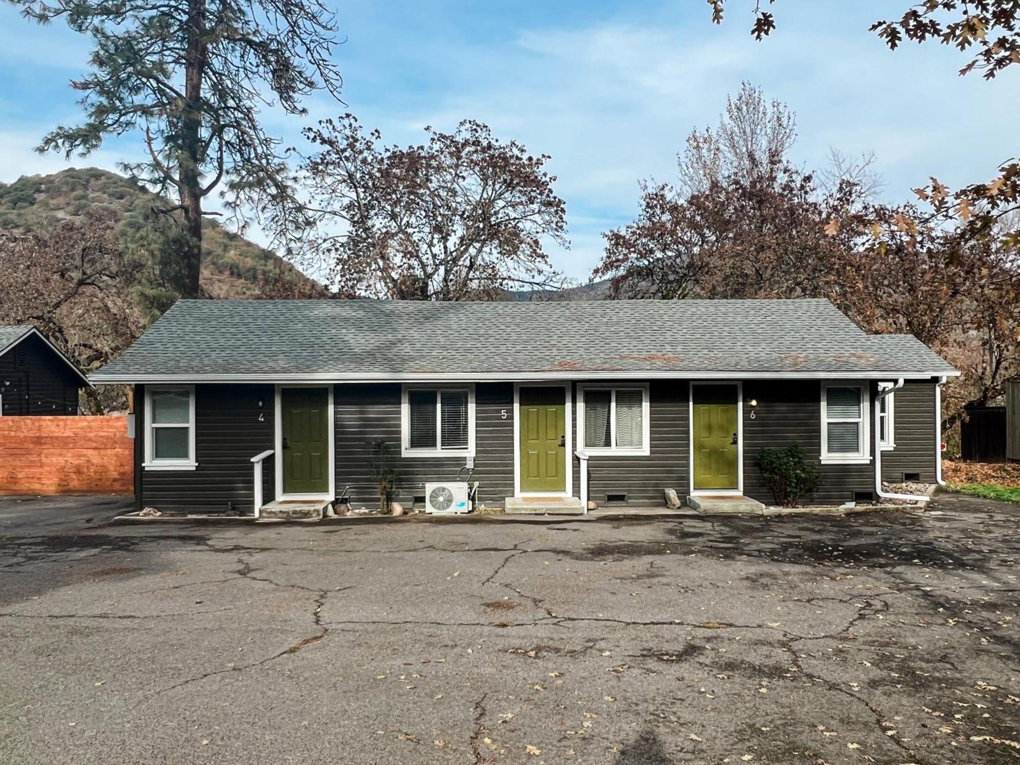 Waterfront River Apartments Rogue River Εξωτερικό φωτογραφία